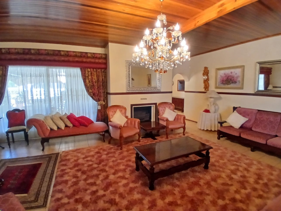 4 Bedroom Property for Sale in Kuruman Northern Cape
